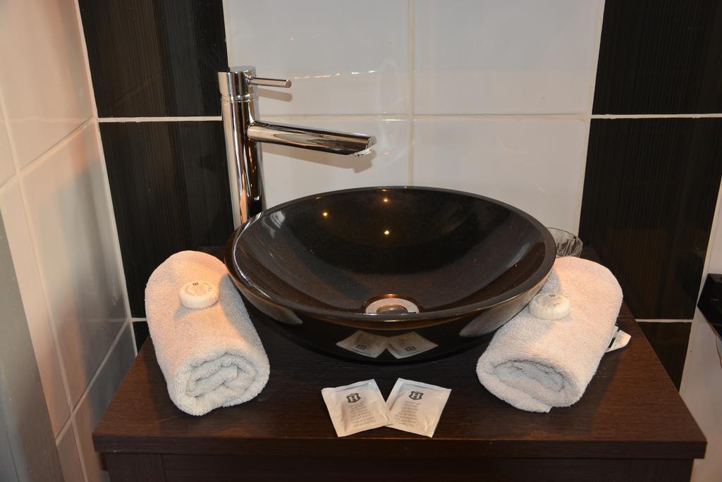 B&B A L'Essentiel Thulin 外观 照片